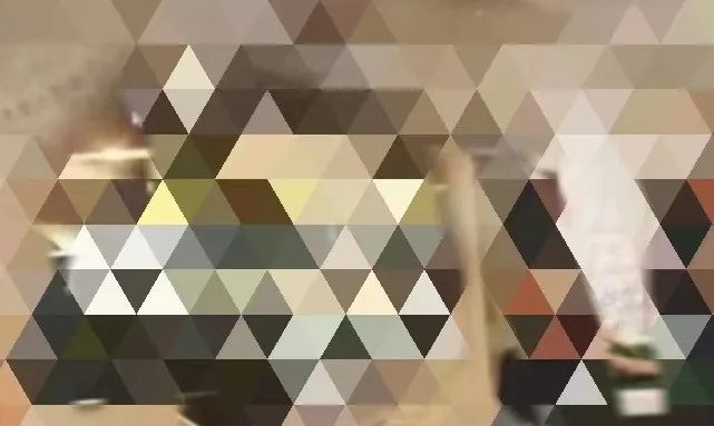 DƬ